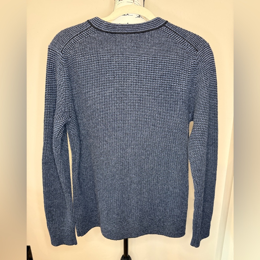 MEN’S Banana Republic Wool Blend Crew-Neck Sweater in Black & Navy, Size Small